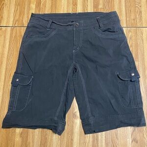 Kuhl Women’s Gray Cargo Shorts Size 10